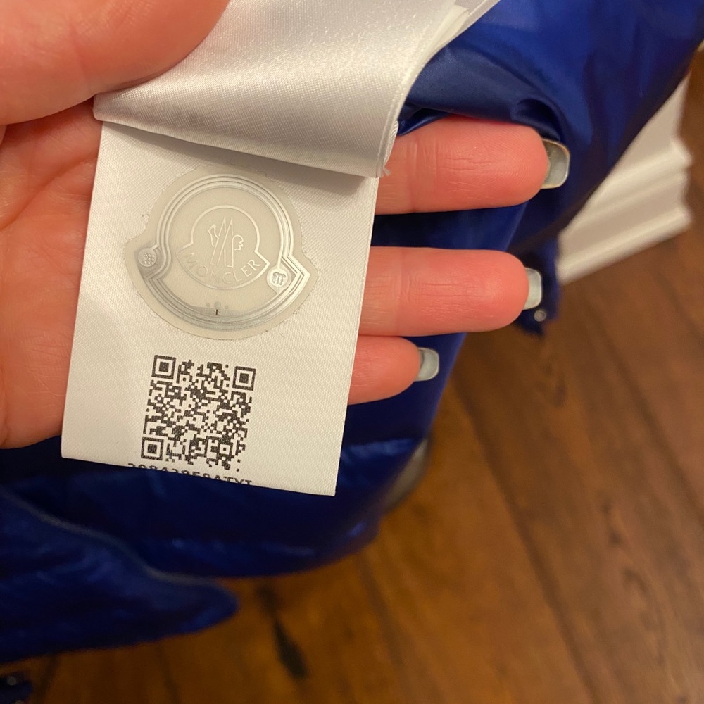 Men’s Moncler jacket - Picture 4 of 7